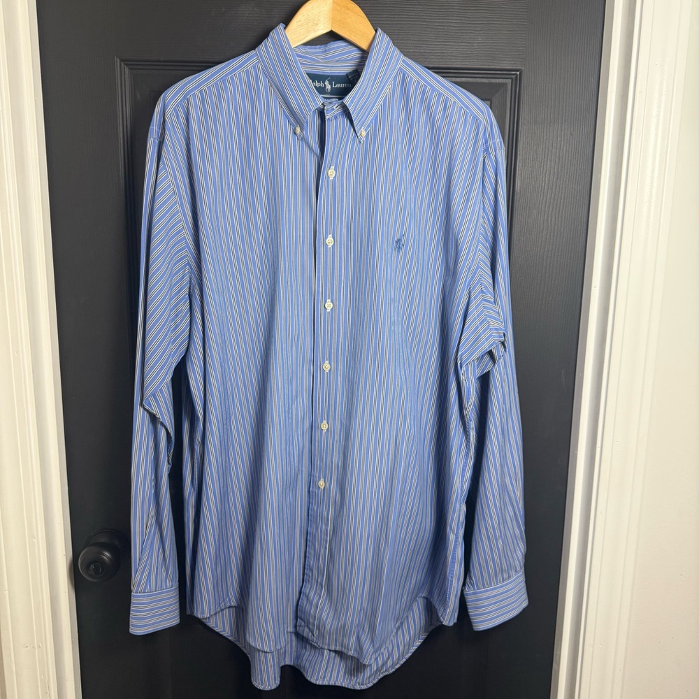 Ralph Lauren Men's Shirt in Blue and White Stripes